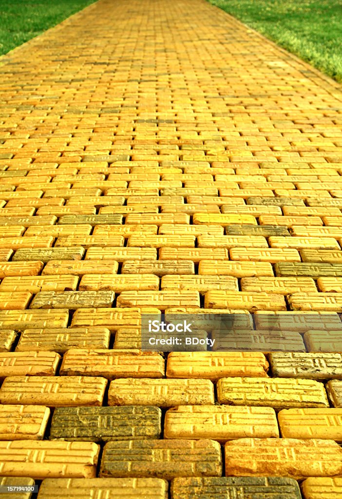 Yellow Brick Road - Foto de stock de Tijolo - Material de Construção royalty-free