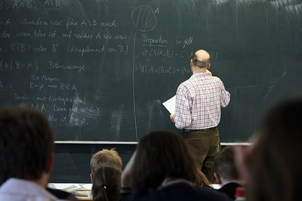 mathematik - physics classroom teaching professor stock-fotos und bilder