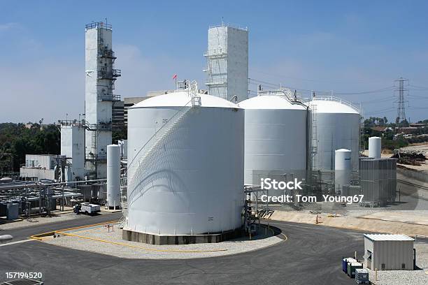 Photo libre de droit de Raffinerie De Chimique banque d'images et plus d'images libres de droit de Hydrogène - Hydrogène, Production d'énergie, Usine