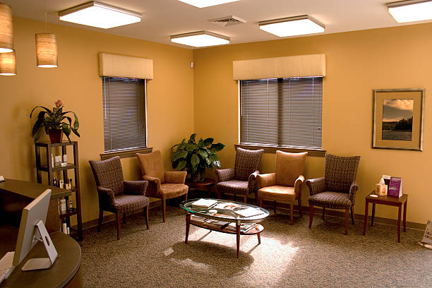 vacío sala de espera - waiting room doctors office empty nobody fotografías e imágenes de stock