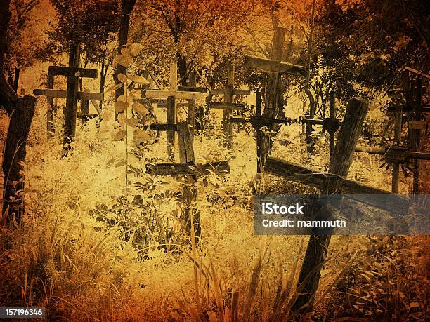 Alter Friedhof Stockfoto und mehr Bilder von Friedhof - Friedhof, Zurückgelassen, Altertümlich