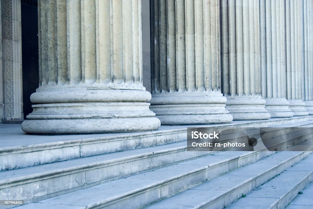 Columnas - Foto de stock de Sistema jurídico libre de derechos