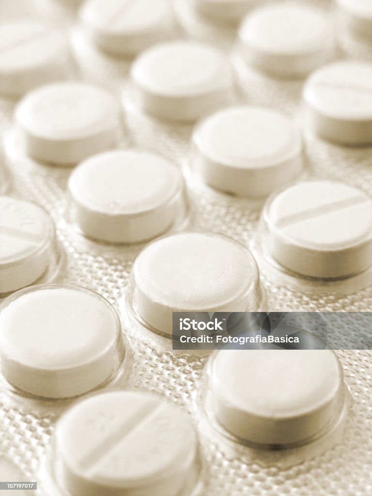 Weiße Tabletten - Lizenzfrei Medikament nehmen Stock-Foto