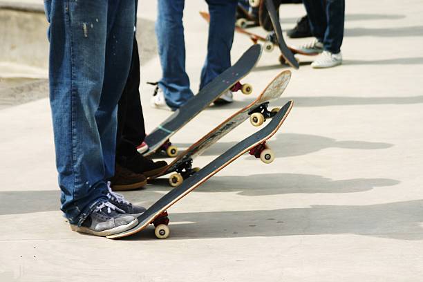 skateboards に対応 - skateboard park extreme sports recreational pursuit skateboarding ストックフォトと画像