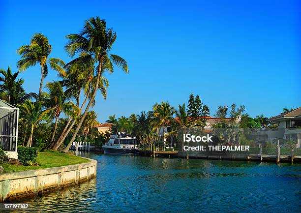 Navegação De Miami - Fotografias de stock e mais imagens de Florida - EUA - Florida - EUA, Mansão Imponente, Frente ao mar