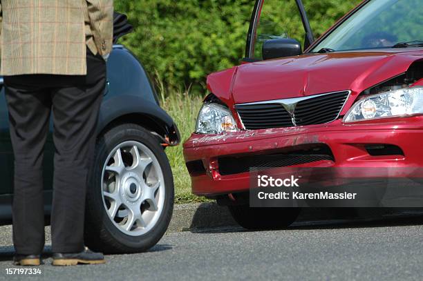 自動車事故 - イライラ運転のストックフォトや画像を多数ご用意 - イライラ運転, カラー画像, スーツ