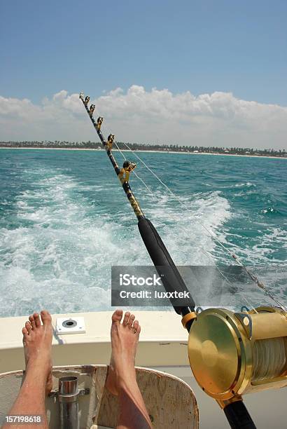 Attesa Per Il Pesce - Fotografie stock e altre immagini di Acqua - Acqua, Ambientazione esterna, Attività ricreativa