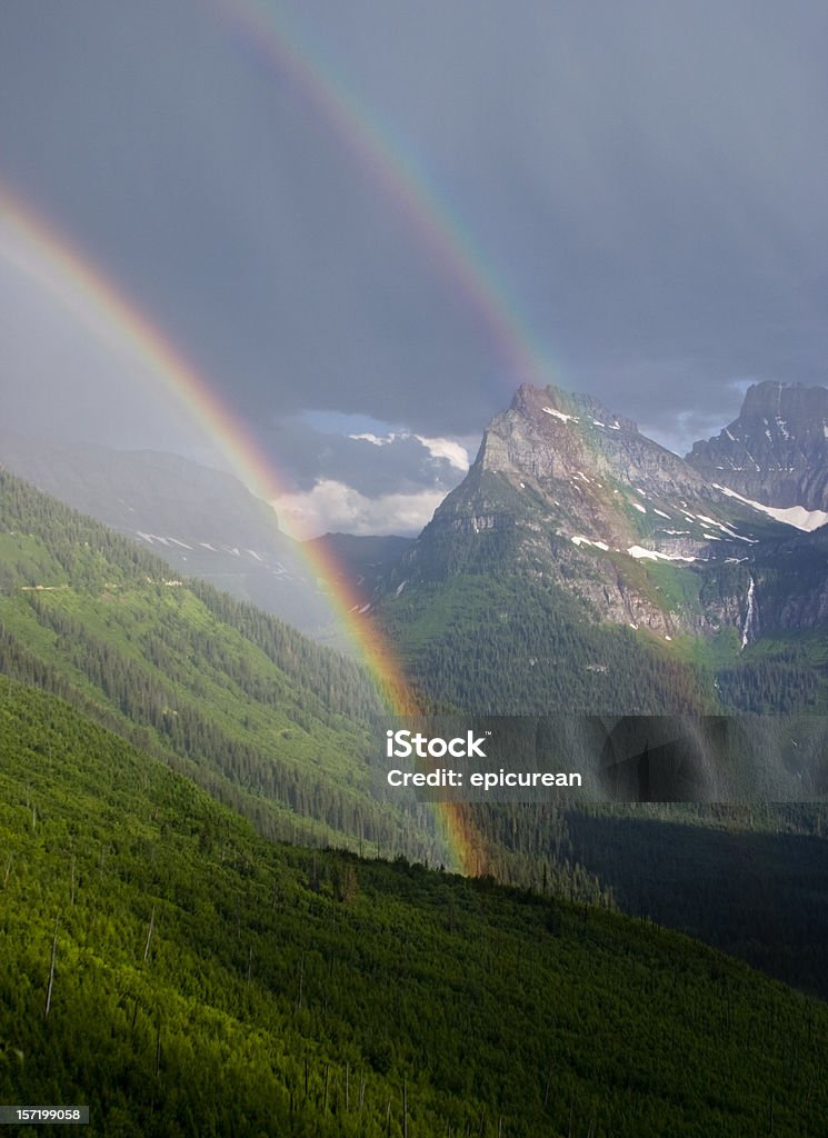 Arcobaleno doppio a Glacier National Park, Montana - Foto stock royalty-free di Montana