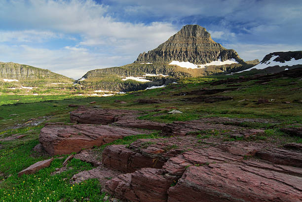 istock Red Rocks and Reynolds Mtn 157199084