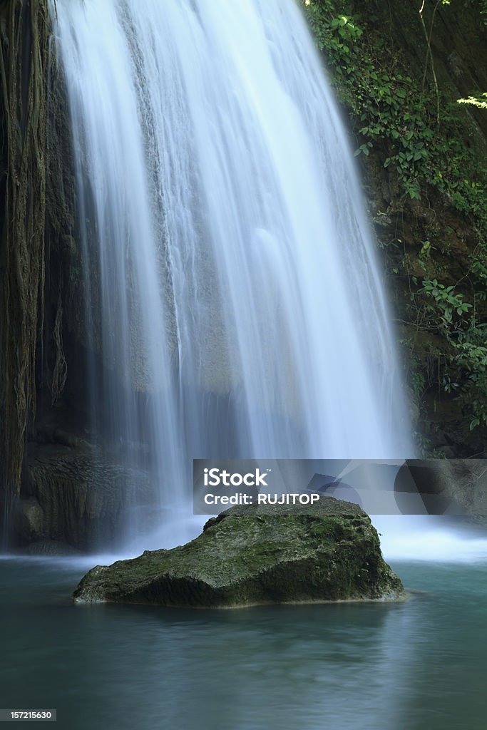 Cascate di Erawan in Kanchanaburi, Thailandia - Foto stock royalty-free di Acqua