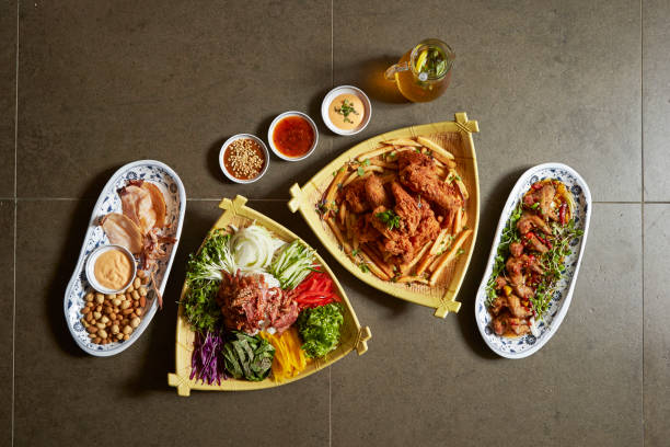 istock Various types of Vietnamese food, rice noodles, spring rolls 1572305201