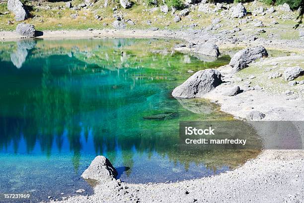 Lago Karrersee - Fotografias de stock e mais imagens de Alpes Europeus - Alpes Europeus, Alto Adige, Ao Ar Livre