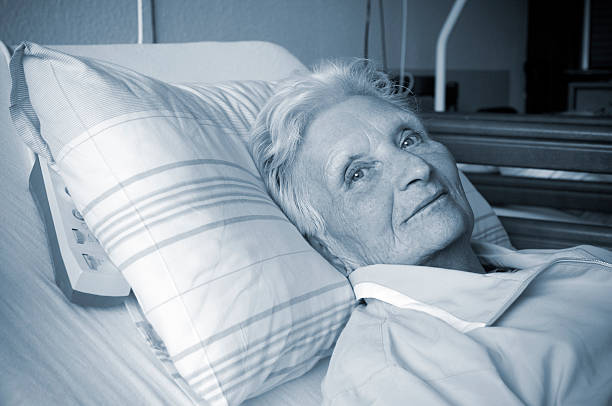 istock Woman in hospital 157278318