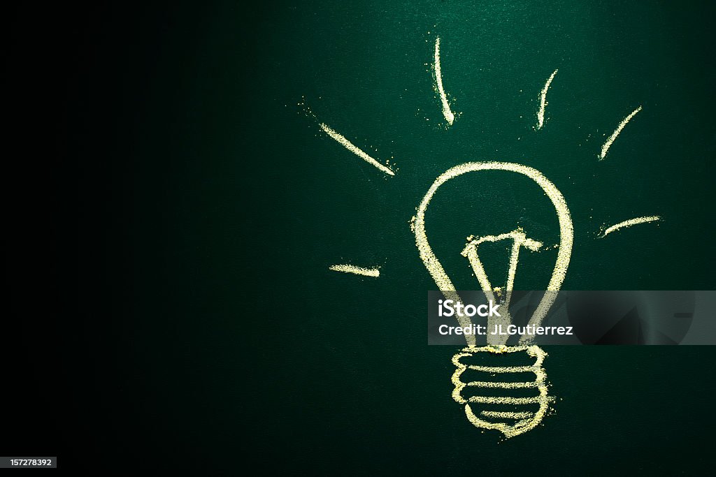 Ideia em chalkboard com amarelo Giz - Royalty-free Cor verde Foto de stock