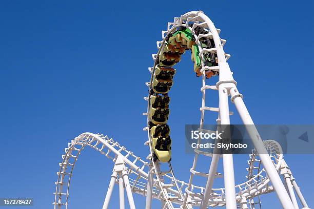 Kolejka Górska - zdjęcia stockowe i więcej obrazów Rollercoaster - Rollercoaster, Park rozrywki, Koło - Figura dwuwymiarowa
