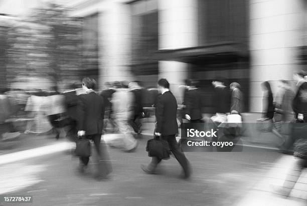 Pendler Stockfoto und mehr Bilder von Schwarzweiß-Bild - Schwarzweiß-Bild, Japan, Japanische Kultur