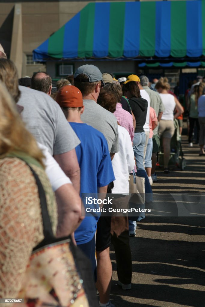 Schlange bilden - Lizenzfrei Schlange bilden Stock-Foto