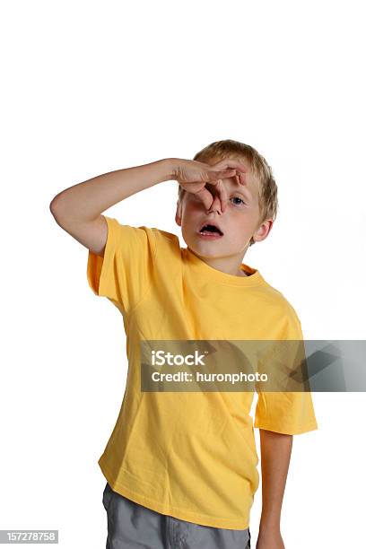 Qué Apesta Foto de stock y más banco de imágenes de Olor desagradable - Olor desagradable, Niño, Tapar la nariz