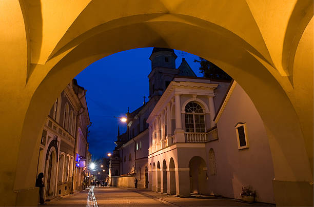 istock Gates of Dawn at Night_ Vilnius,Lithuania 157278828