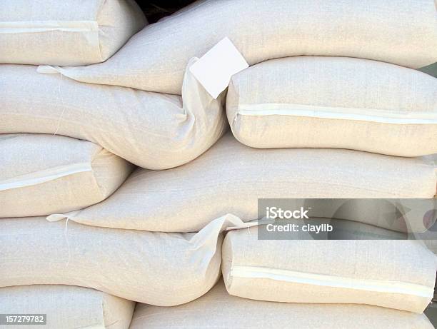 Hambruna Descarga Tarjeta En Blanco Incluido Foto de stock y más banco de imágenes de Saco - Bolsa - Saco - Bolsa, Alimento, Ayuda humanitaria