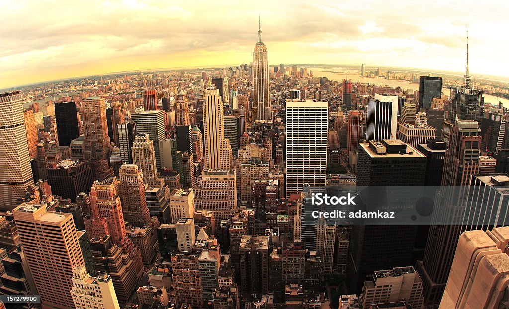Cidade de Nova York ao pôr-do-sol - Foto de stock de Alto - Descrição Geral royalty-free