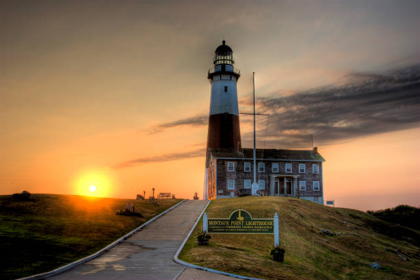 montauk sunrise (ny - montauk lighthouse - fotografias e filmes do acervo