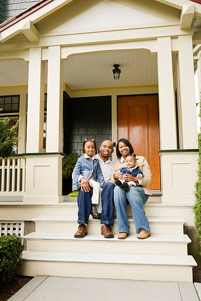 istock Family on Porch 157280012