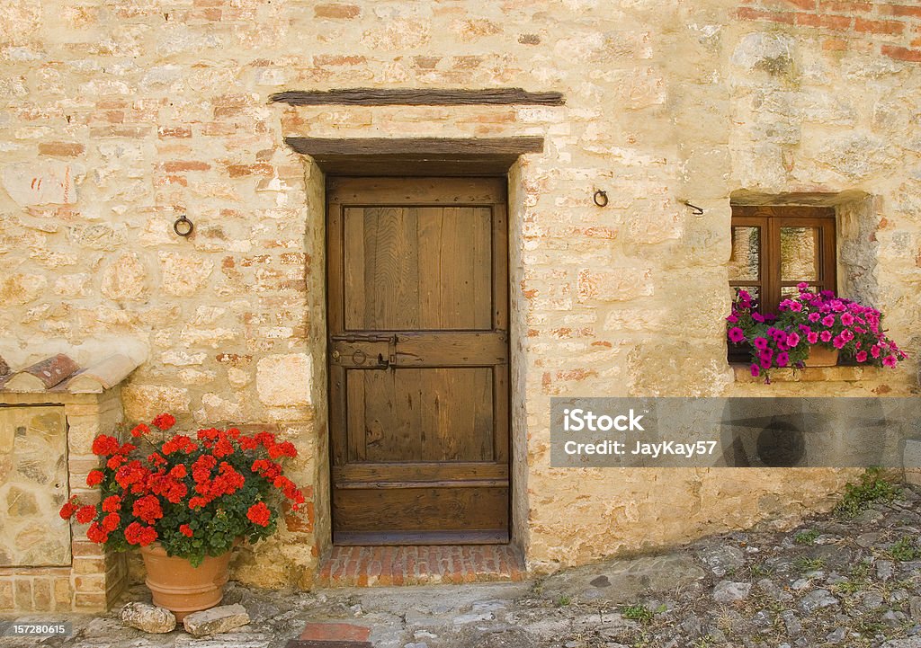 Cottage italienne - Photo de Porte - Entrée libre de droits