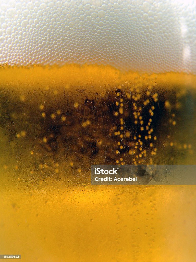 Profondità della birra-super primo piano - Foto stock royalty-free di Alchol