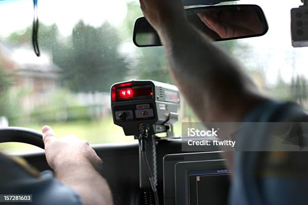 Foto de Plantão 1 e mais fotos de stock de Aprisionar - Aprisionar, Força Policial, A caminho