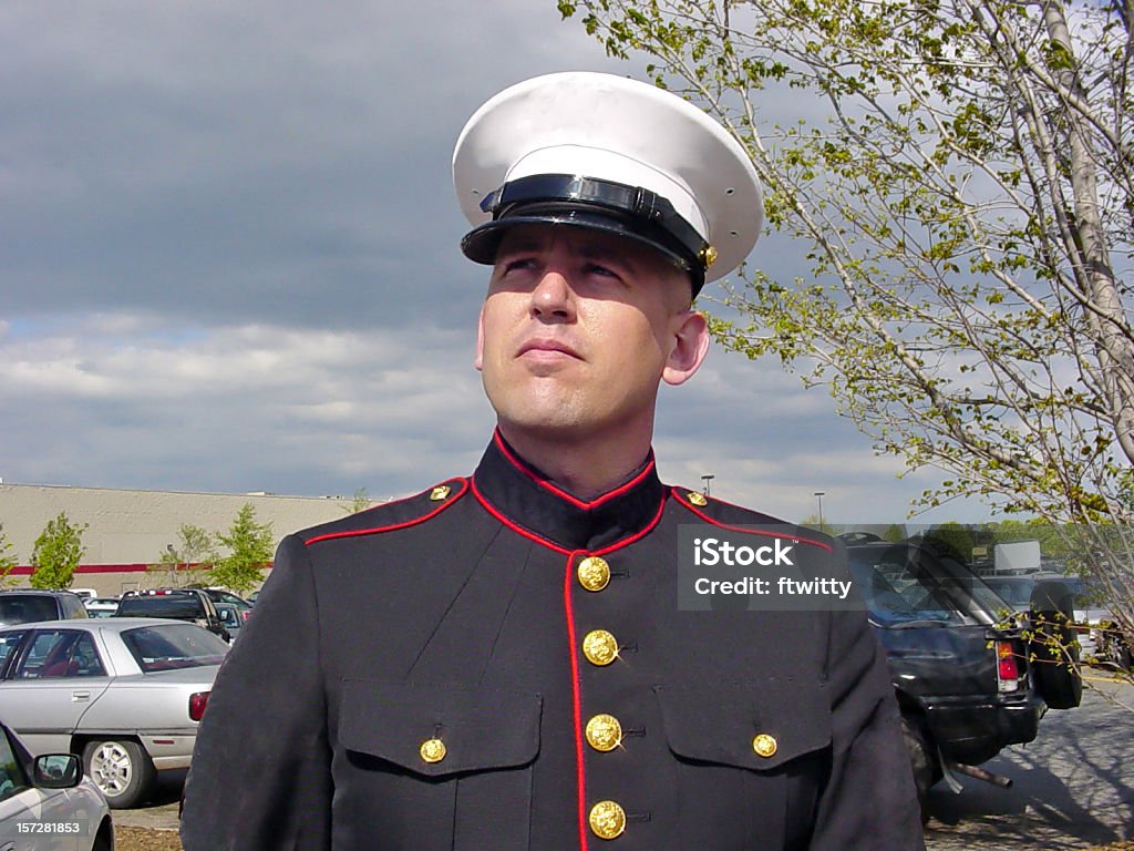Uomo in uniforme - Foto stock royalty-free di Marines