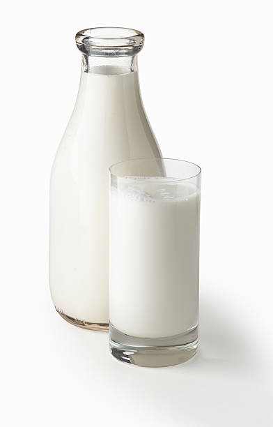 milch - milk milk bottle bottle glass stock-fotos und bilder