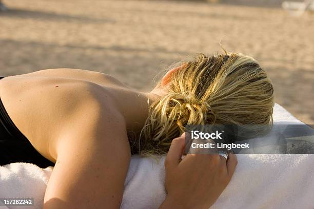 Solarium Mädchen Stockfoto und mehr Bilder von Insel Ibiza - Insel Ibiza, Model, Strand