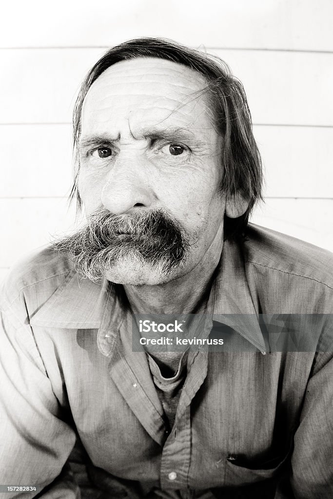 Homem velho descontentamento - Foto de stock de Adulto royalty-free
