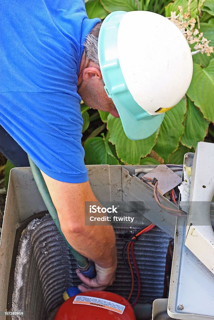 AC reparación 4 - Foto de stock de Accesorio de cabeza libre de derechos