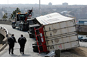 halb-unfall.jpg?b=1&s=170x170&k=20&c=prTps2rHsL4SHpQXWU37Gwowj2g6K0WCo3-q8Au4fFw=