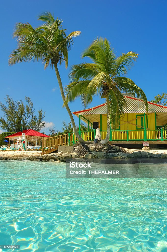 Spiaggia di Nassau - Foto stock royalty-free di Bahamas