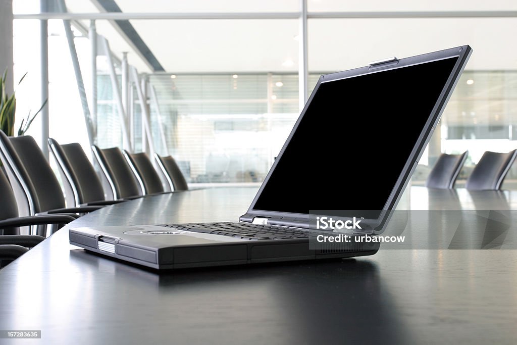 Sala de diretoria laptop - Foto de stock de Laptop royalty-free