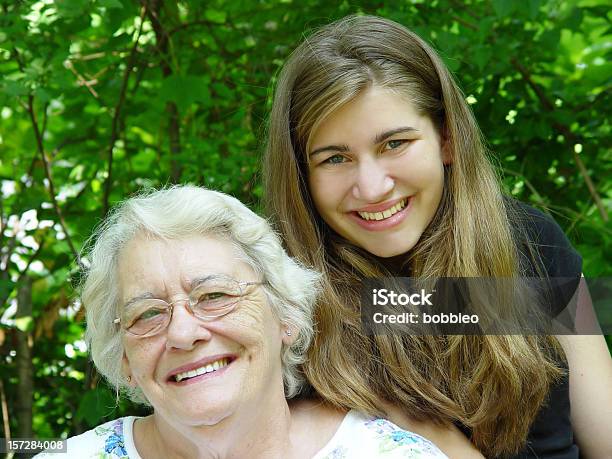 Seniorgerações - Fotografias de stock e mais imagens de Adolescente - Adolescente, Adulto, Amor