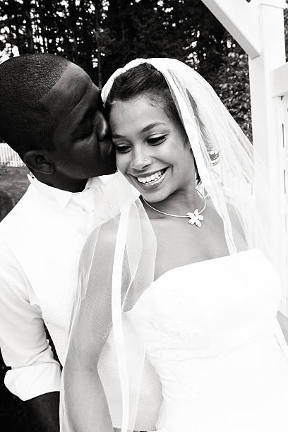 �ブラックとホワイトだけの結婚式の写真 - wedding black american culture bride ストックフォトと画像