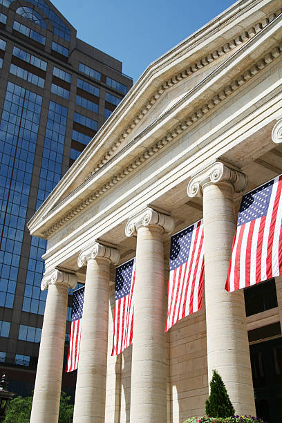 istock Historic Dayton Ohio Courthouse 4 157284489