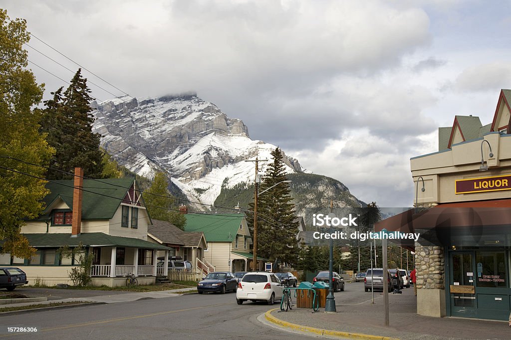 Cidade de Banff - Foto de stock de Alberta royalty-free