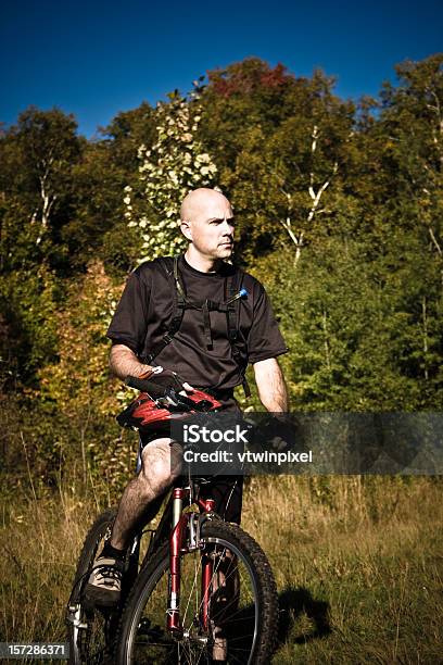 자전거 타기 캐나다 30-34세에 대한 스톡 사진 및 기타 이미지 - 30-34세, 30-39세, 건강한 생활방식
