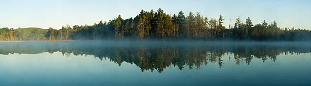 misty lago panorama - 4537 - fotografias e filmes do acervo