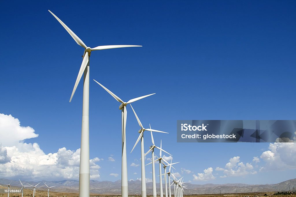 Turbinas eólicas do - Foto de stock de Energia Eólica royalty-free