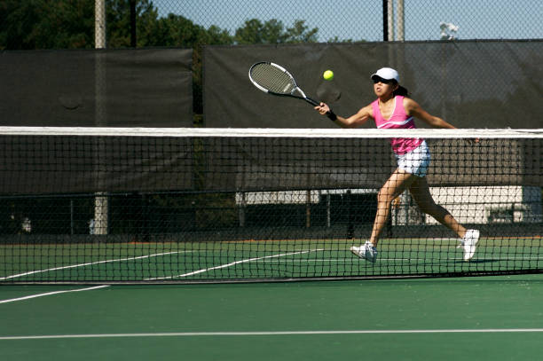 istock Forehand Crosscourt Volley 157287764