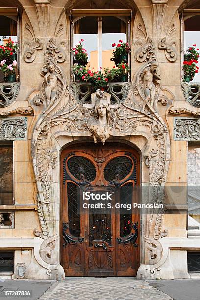 Arquitectura De París Foto de stock y más banco de imágenes de Arte Nouveau - Arte Nouveau, París, Puerta - Entrada