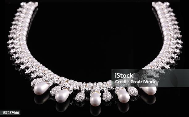 다이아몬드 진주조개 네클리스 목걸이에 대한 스톡 사진 및 기타 이미지 - 목걸이, 금-금속, 금색