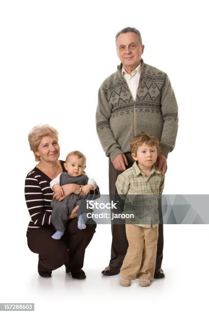 Abuelos Y Sus Nietos Foto de stock y más banco de imágenes de Recortable - Recortable, Abuelo, Abuelos