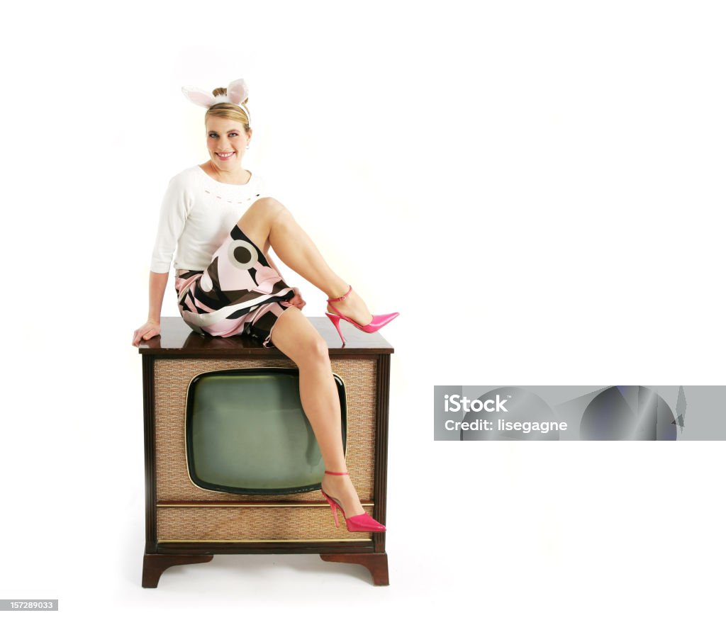 Kitsch series: Bunny na TV - Foto de stock de Adulto royalty-free